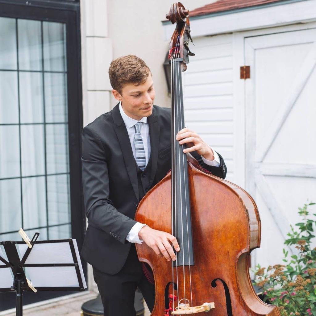 Søren Nissen upright bass formal (photo credit: Agnes Wywrot)